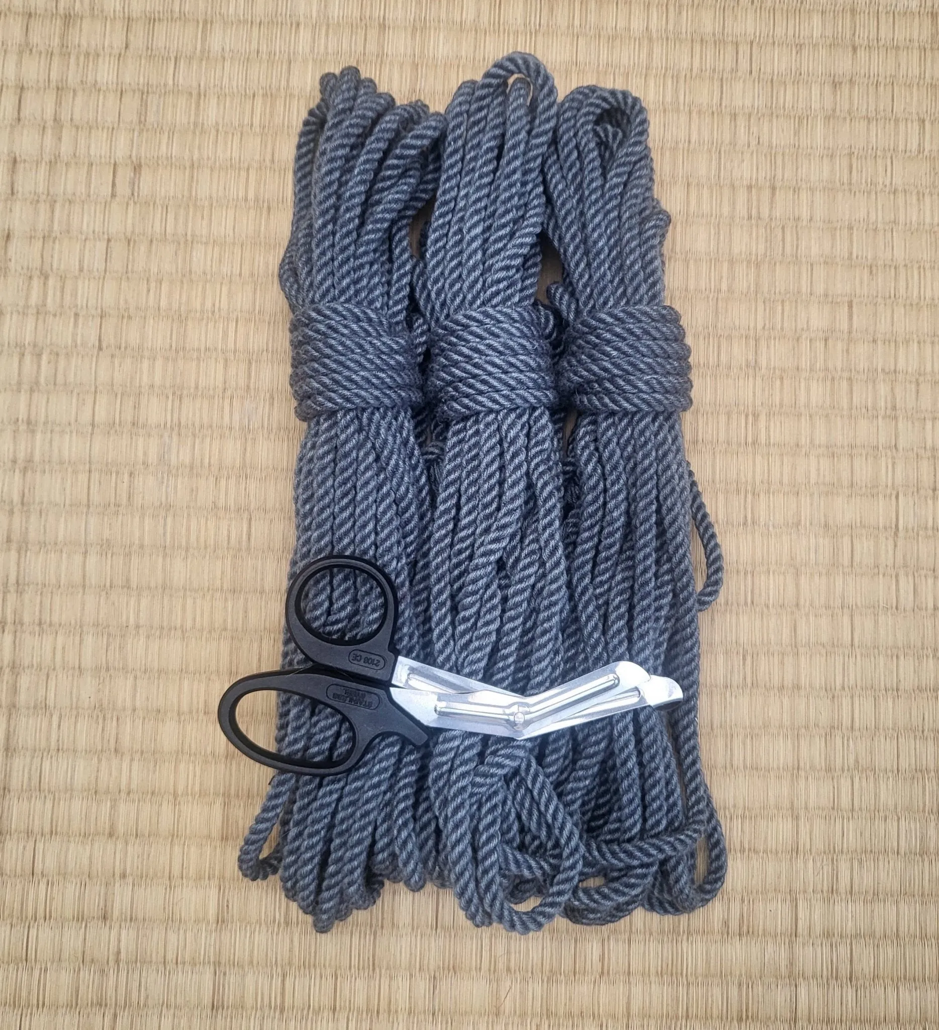 ‘Cloud Grey’ Bamboo Shibari Bondage Rope.