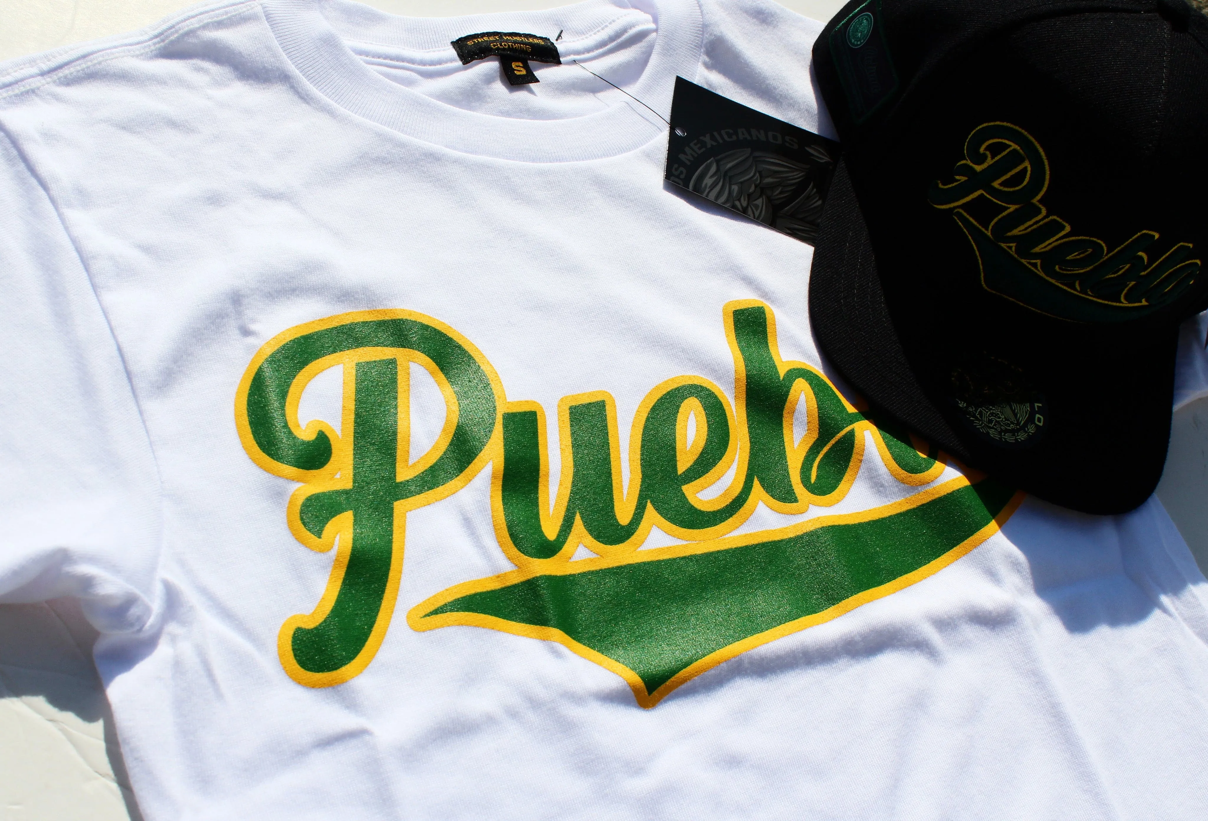 Puebla T-shirt (White)